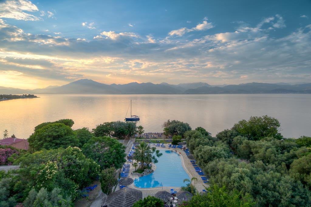 Florida Blue Bay Resort & Spa Psathopyrgos Bagian luar foto