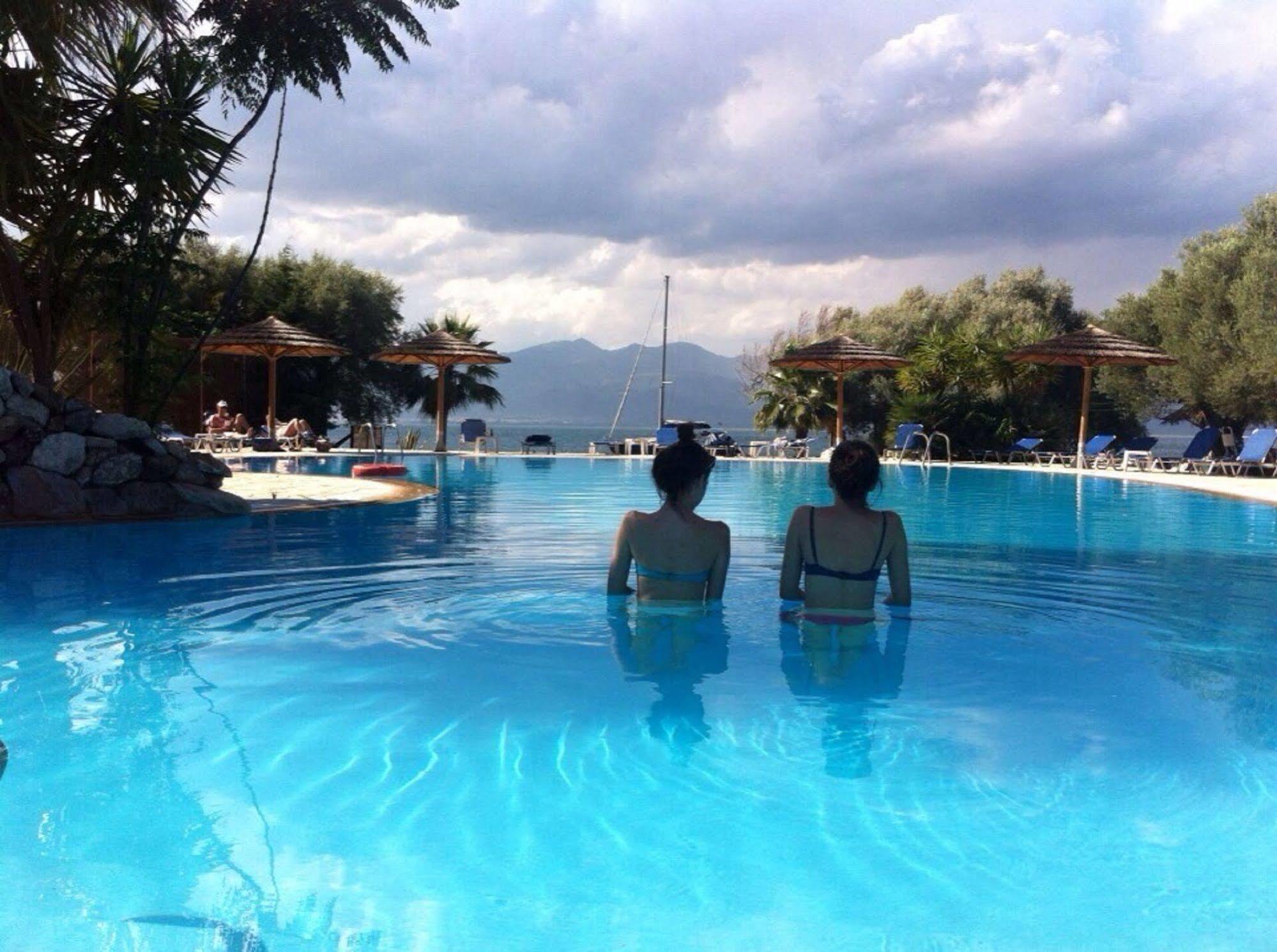 Florida Blue Bay Resort & Spa Psathopyrgos Bagian luar foto