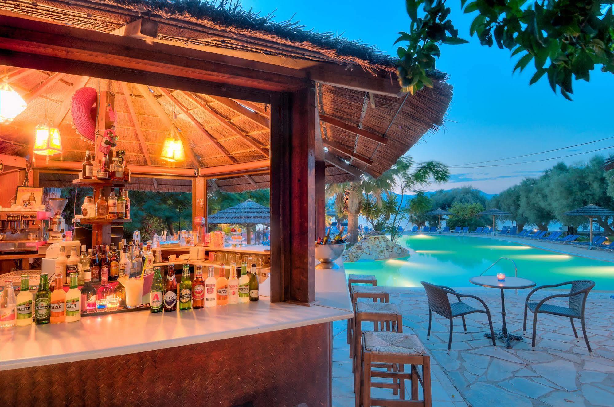 Florida Blue Bay Resort & Spa Psathopyrgos Bagian luar foto